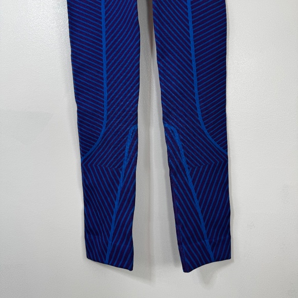 NWT Lacoste Sport Contrast Striped Seamless Leggings High Waist Purple Blue XS - Picture 6 of 13